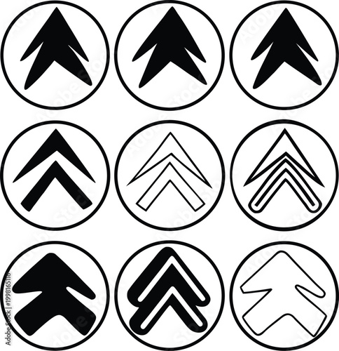 Set of black and white arrow icons