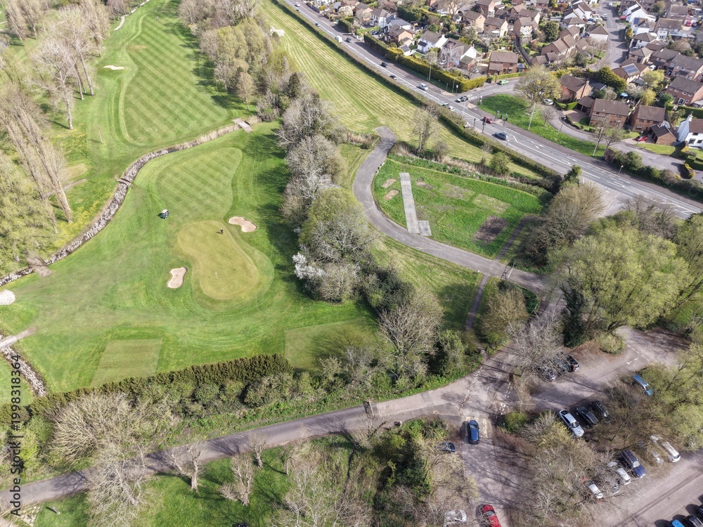 Obraz premium Cosmeston Lakes Country Park Aerial View of Tree Covered Landscape