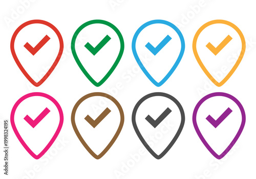 Iconos de ubicación de colores con marca de verificación en el interior
