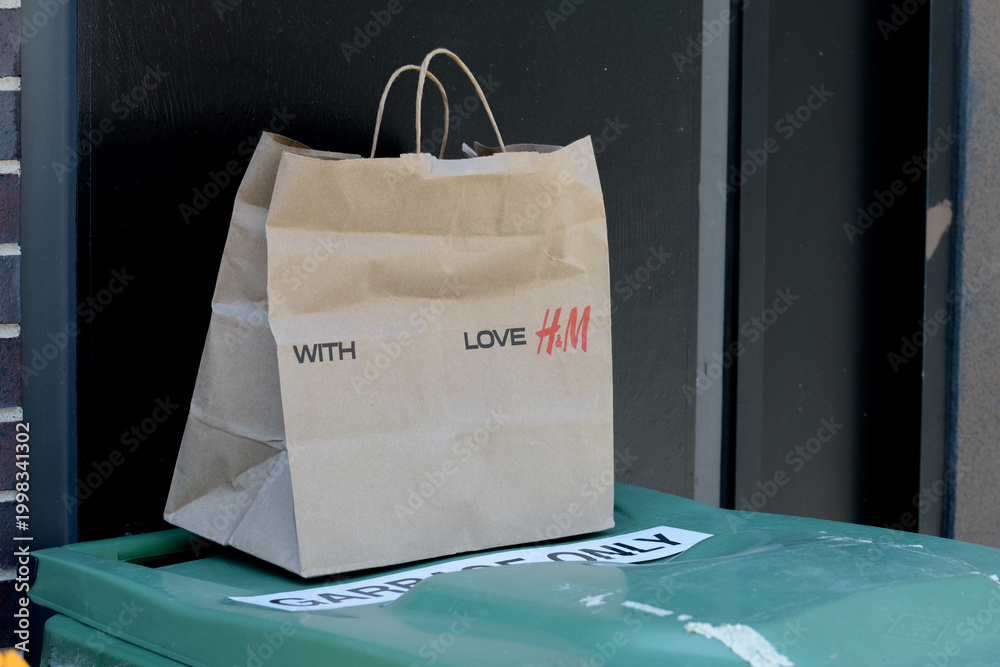 Fototapeta premium paper bag on a recycling bin in Toronto