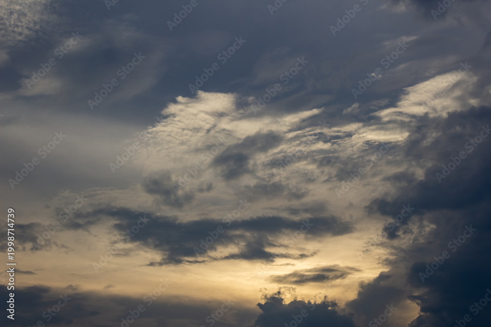 Fototapeta premium beautiful sky and clouds at sunset