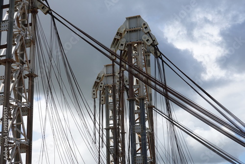 Pose du tablier du pont Anne de Bretagne à Nantes