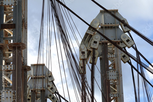 Pose du tablier du pont Anne de Bretagne à Nantes