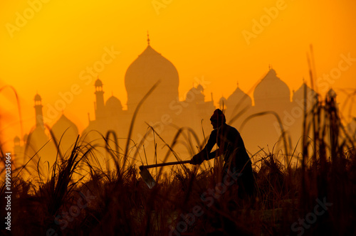 Canvas Print Taj Mahal at sunrise on the Yamuna River