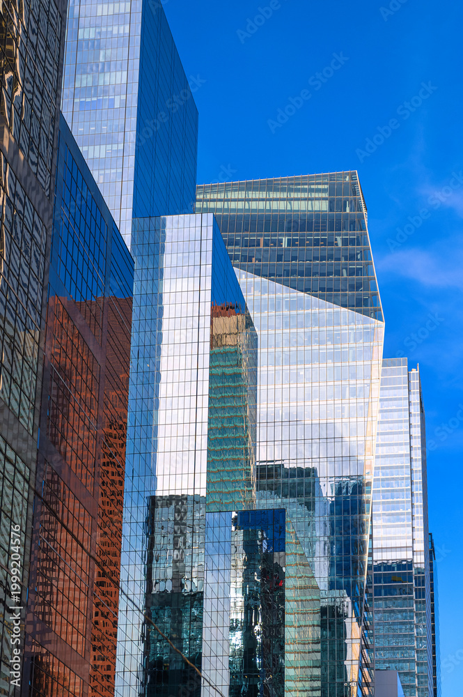 Fototapeta premium Toronto cityscape in the downtown district, Canada