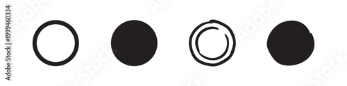 Hand-drawn Circle Icons: Oval and Round Variants in Black and White