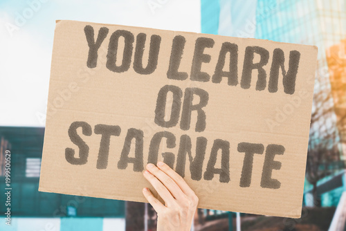 Tableau sur toile "You Learn Or Stagnate" research confirms knowledge growth measurably separates advancing from stagnating adults