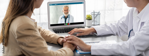 Obraz na płótnie Doctor video call online by brisk telemedicine software application for virtual