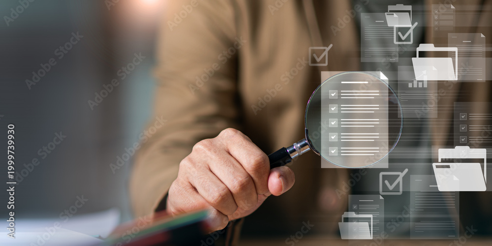 Foto Data analyst performs document search and information verification using content filtering, file management systems, data organization, accuracy checking, audit process, and digital record tracking