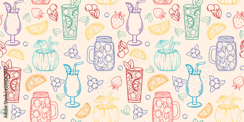 Vintage-style summer print with cocktails. Hand-drawn summer refreshing drinks with strawberries, blueberries, cherries, lemon and orange slices. Seamless pattern with drinks. Vector graphics