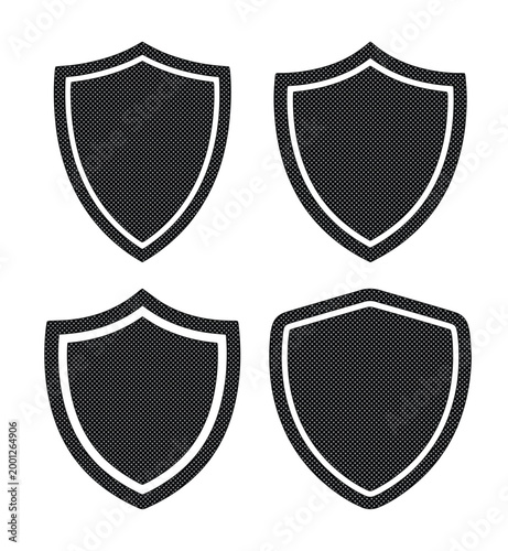 セキュリティシールドのアイコンセット, 黒い盾のベクターイラスト4種類, サイバーセキュリティとデータ保護のシンボル, 信頼性と安全性を表すミニマルなエンブレム素材