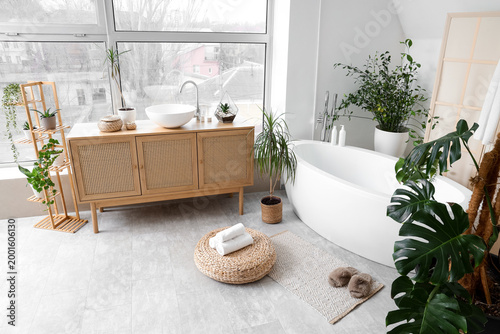 Bright modern bathroom inte...