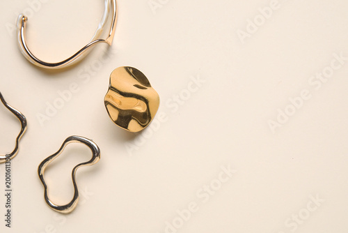 Beautiful golden accessorie...