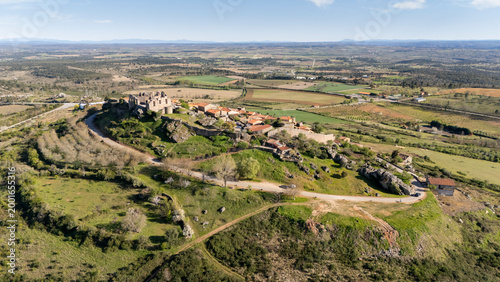 Photos Figueira de castelo rodrigo village and castle ruins overlooking rural landscape