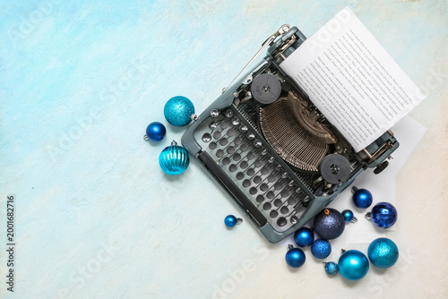 Vintage typewriter with Chr...