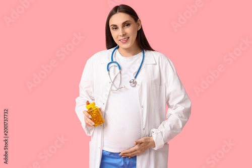 Beautiful young pregnant do...