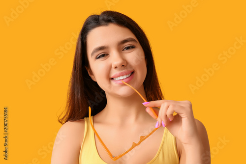 Young happy smiling woman w...