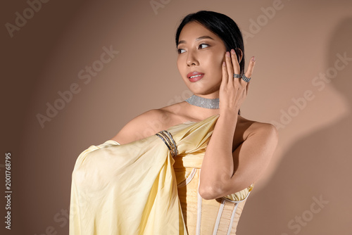 Beautiful young Asian woman...