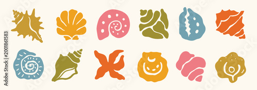  set of colorful seashells and starfish in flat hand drawn style. Ocean beach collection with scallop, conch, and spiral shells. Minimalist summer elements for nautical decor or patterns