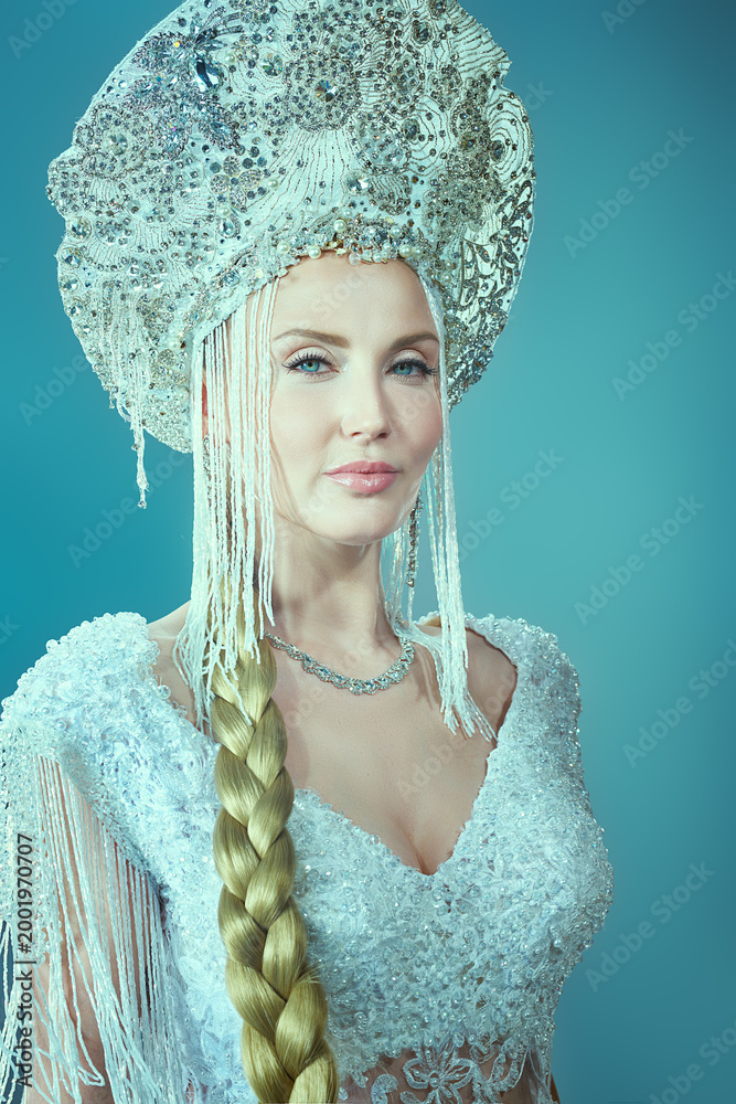 Naklejka premium Royal Slavic Elegance