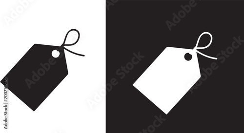 Simple black icon representing a price tag or product label for retail and shopping discounts