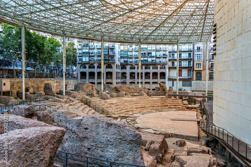 Foto Archaeological ruins museum Roman theater of Caesaraugusta, Roman period theater built in the 1st century AD