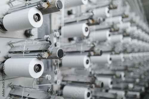 Konstfotografi Polypropylene yarn production process manufacturing spun thread