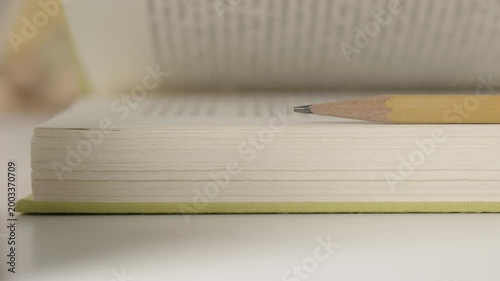 Bookmark and close a book