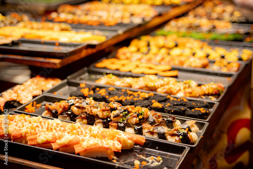 Obraz na płótnie shushi at night market
