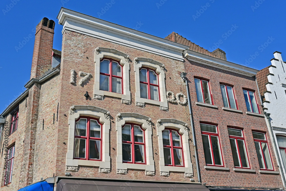 Obraz premium Bruges, case, strade e canali nella città delle Fiandre, Belgio