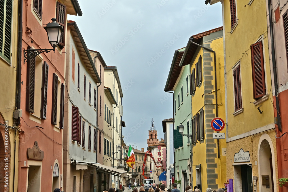 Fototapeta premium Asciano, antico borgo medievale, Siena, Val d'Orcia, Toscana