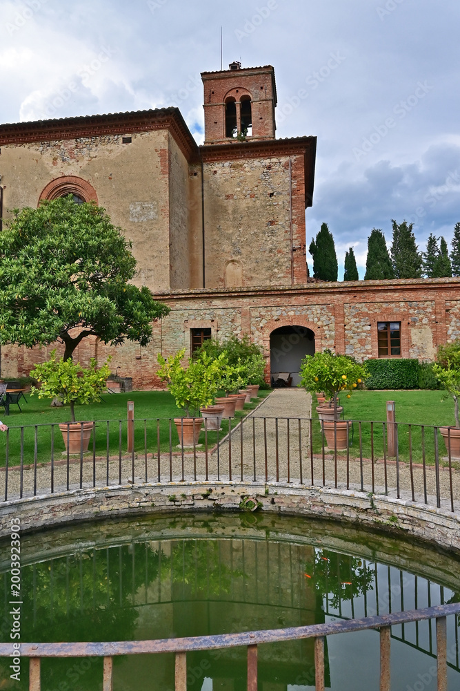 Fototapeta premium Camprena, Monastero di Sant'Anna in Camprena, Siena, Val d'Orcia, Toscana
