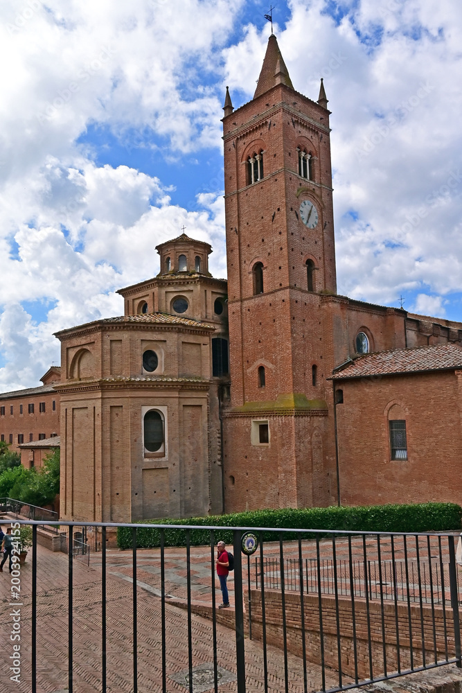 Fototapeta premium Asciano, l'Abbazia di Monte Oliveto Maggiore, Siena, Toscana