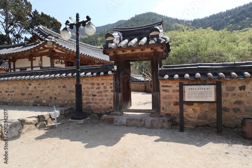 韓国　大邱オッコル村の狭い道