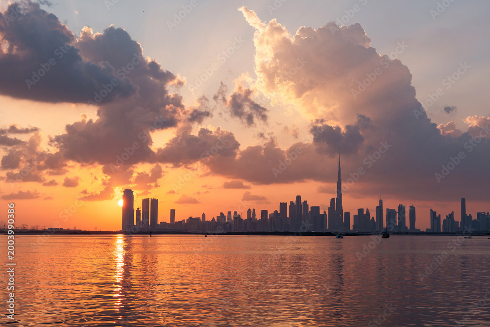 Ταπετσαρία amazing sunset view of Dubai Downtown cityline from Dubai Creek harbour