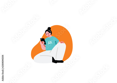 くつろぎながらスマホを操作する女性のイラスト