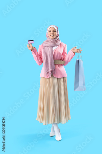 Beautiful young Muslim woma...