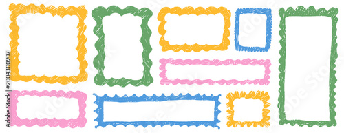 Scallop edged crayon rectangle frames. Organic colorful wavy abstract geometric text boxes. Curved, zigzag pastel colors blank borders set. Vector callouts and promo badges isolated no bg.