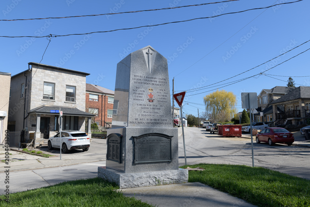 Fototapeta premium Silverthorn District War Memorial, Toronto