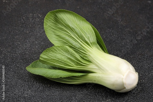Foto Pak choi or bok choy or fresh Chinese cabbage with crisp green leaves and tender