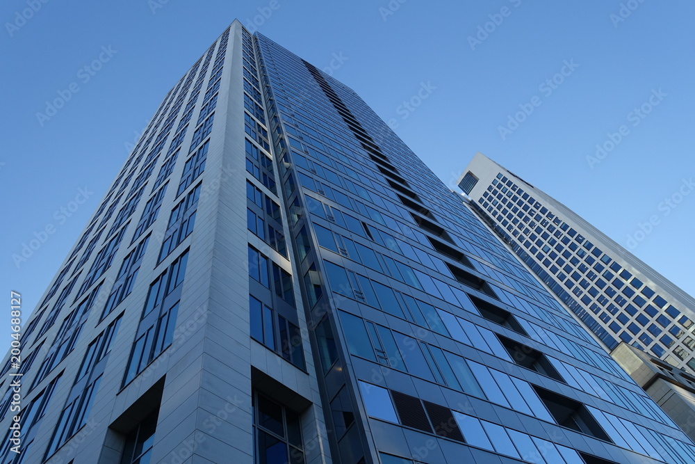 Fototapeta premium Hochhaus in Frankfurt