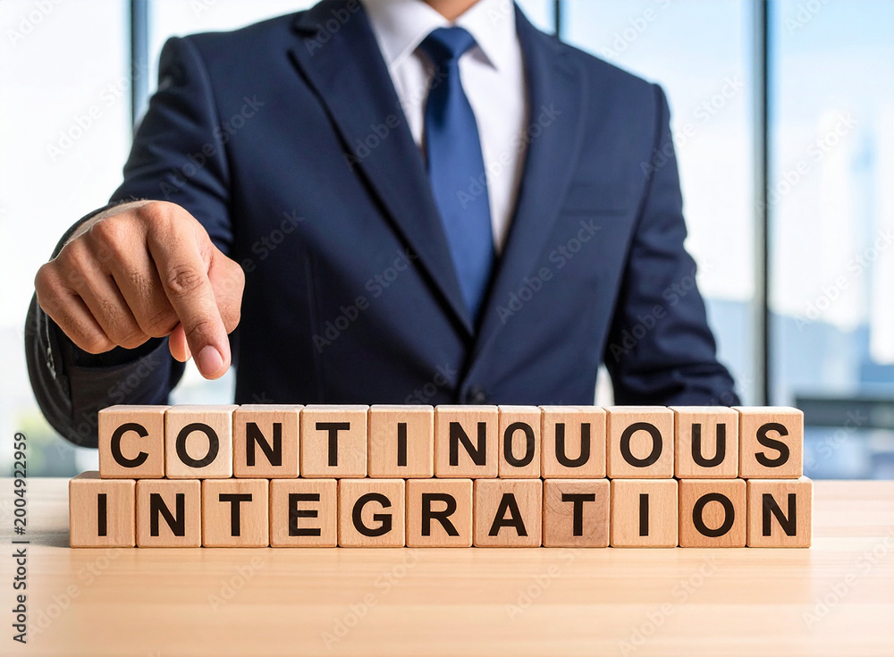 Obraz premium Continuous Integration - Geschäftsmann zeigt auf den Text 
