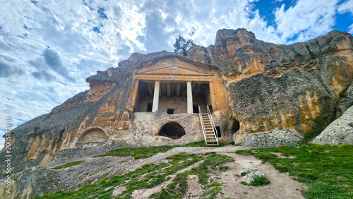 Quadro su tela Gerdekkaya Monumental Tomb in the Phrygian Valley, featuring a rock-cut Doric-st