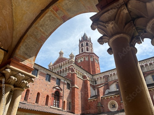 Tableau sur toile cathedral of st mary of the virginBasilica di Sant’Andrea, Vercelli
