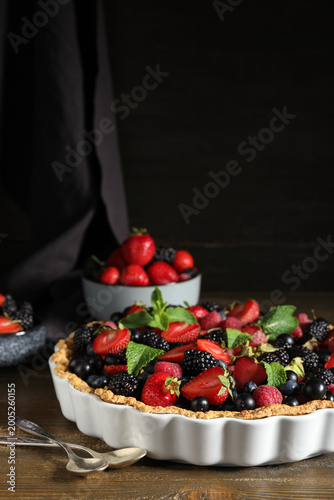 Sweet tart with different f...