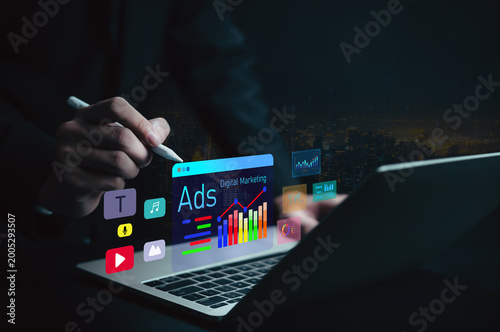 Digital media marketing focused on social ads, content, analytics, and creative campaigns to drive corporate growth with data-driven strategy and a powerful marketing network.