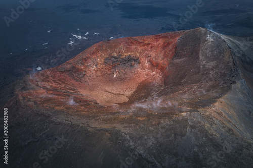 Foto Aerial view of Okmok Volcano caldera with crater lake and glacial snow, Umnak Is