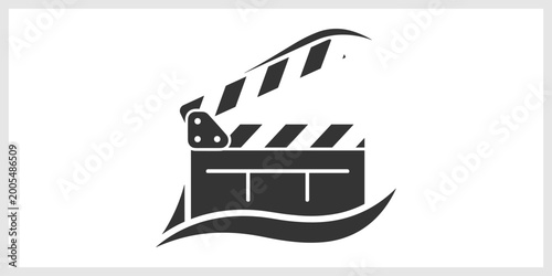 Cuadro en lienzo Minimalist Clapperboard Icon for Film and Video Production