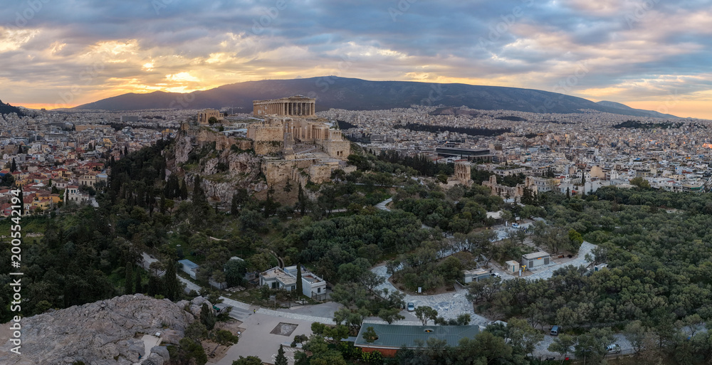 Fototapeta premium Aerial panorama of Athens at Sunrise