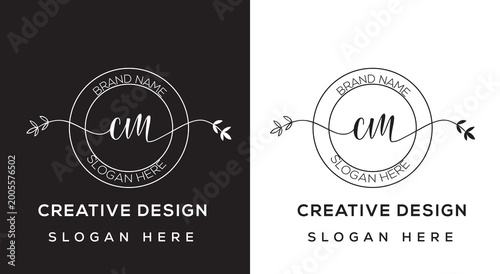 Konstfotografi Luxury handwritten initials logo cm with botanical circle frame